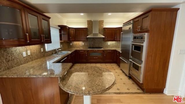 11807 DOROTHY Street 3, Los Angeles, CA 90049