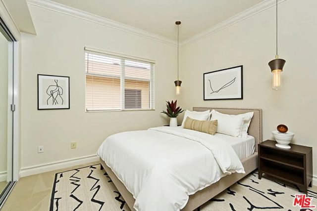 11807 DOROTHY Street 3, Los Angeles, CA 90049