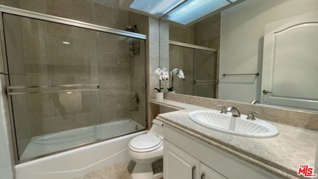 11807 DOROTHY Street 3, Los Angeles, CA 90049