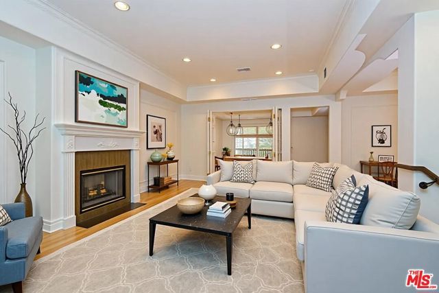 11807 DOROTHY Street 3, Los Angeles, CA 90049