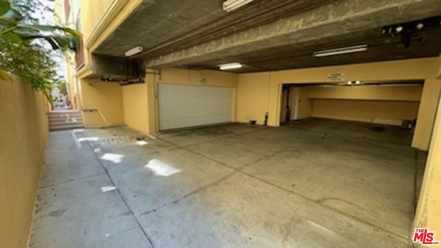 11807 DOROTHY Street 3, Los Angeles, CA 90049
