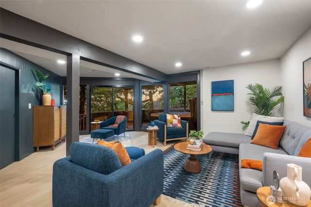 2650 SW 151st Place, Burien, WA 98166