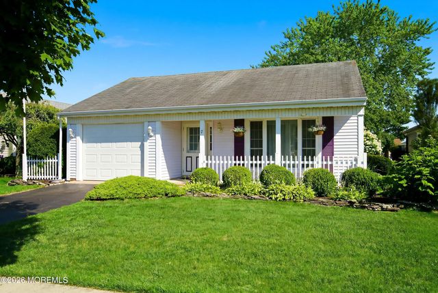 7 Greenwich Avenue, Manchester, NJ 08759