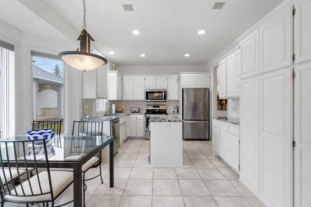 12525 42nd Avenue N, Plymouth, MN 55441