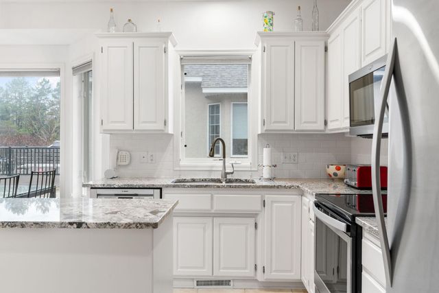 12525 42nd Avenue N, Plymouth, MN 55441