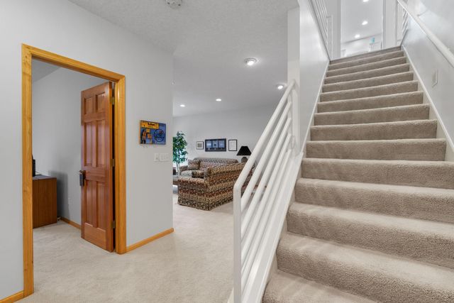 12525 42nd Avenue N, Plymouth, MN 55441