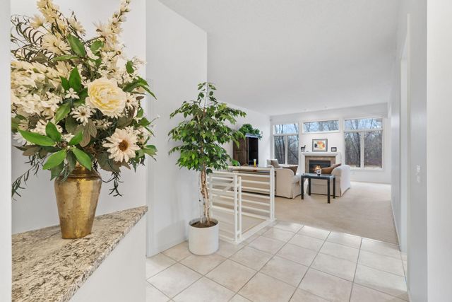 12525 42nd Avenue N, Plymouth, MN 55441