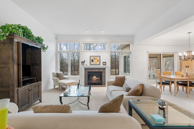 12525 42nd Avenue N, Plymouth, MN 55441