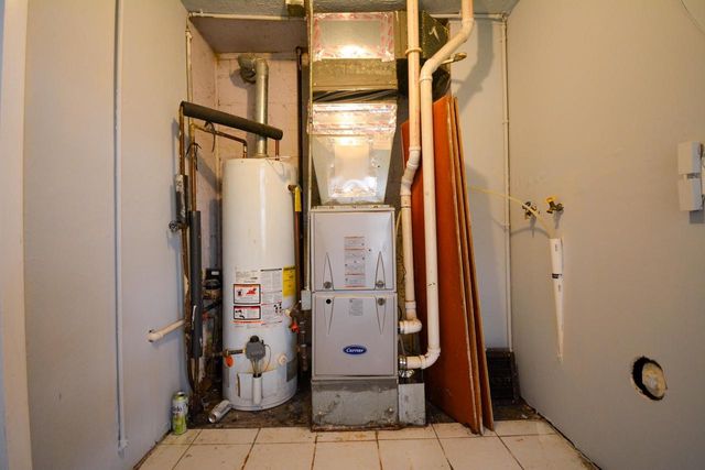 5625 N 57th STREET, Milwaukee, WI 53218