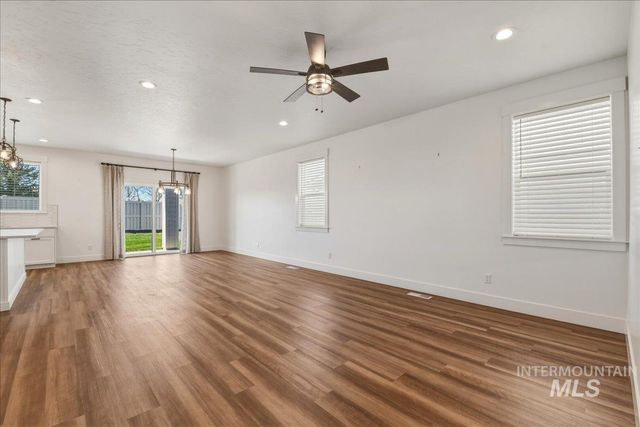 2109 N Gelding Ct, Middleton, ID 83644