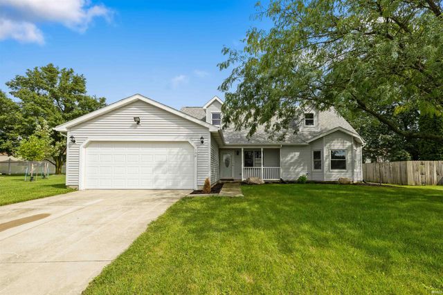 304 Morning Wind Place, Kendallville, IN 46755