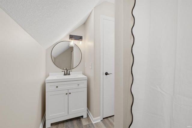 304 Morning Wind Place, Kendallville, IN 46755