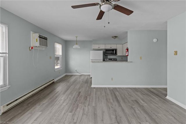 9628 10th Bay St Apt 16, Norfolk, VA 23518