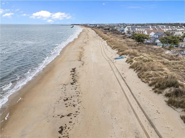 9628 10th Bay St Apt 16, Norfolk, VA 23518