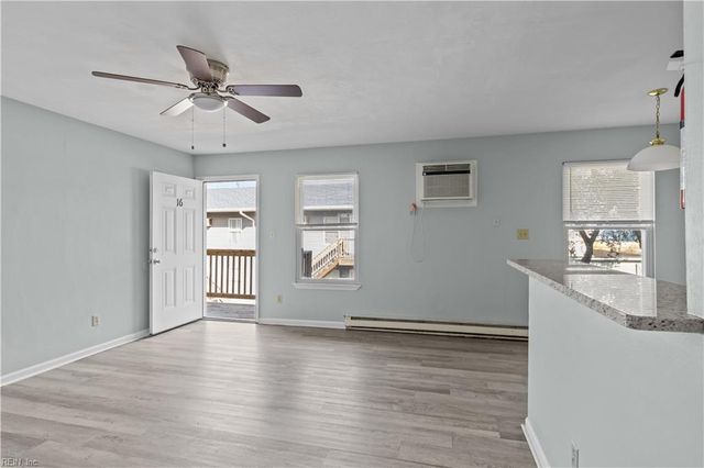 9628 10th Bay St Apt 16, Norfolk, VA 23518