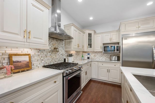 18 Sofia Way, Nottingham, NH 03290