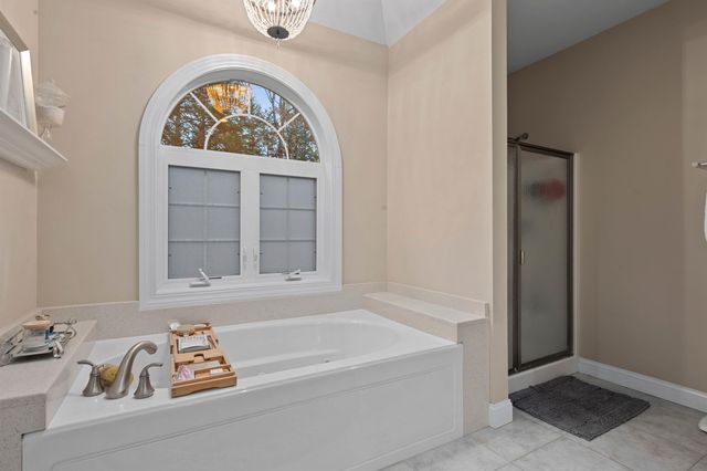 18 Sofia Way, Nottingham, NH 03290