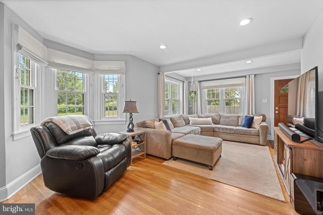 56 PAOLI PIKE, Paoli, PA 19301