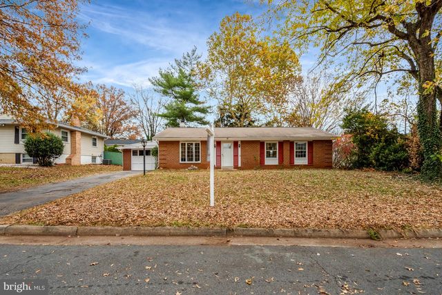 104 W AMHURST PL, Sterling, VA 20164