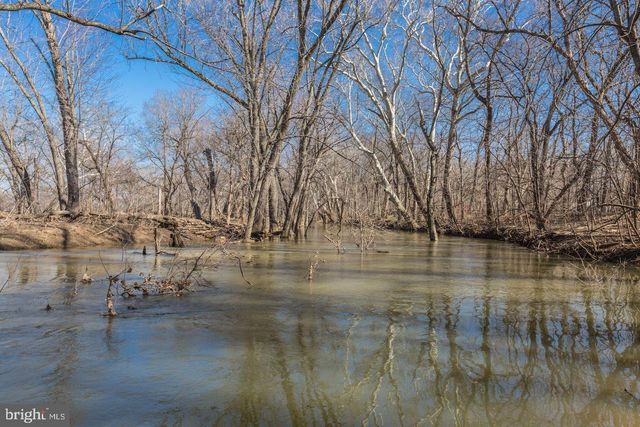 104 W AMHURST PL, Sterling, VA 20164