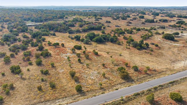 124 Gilmore Court, Lipan, TX 76462