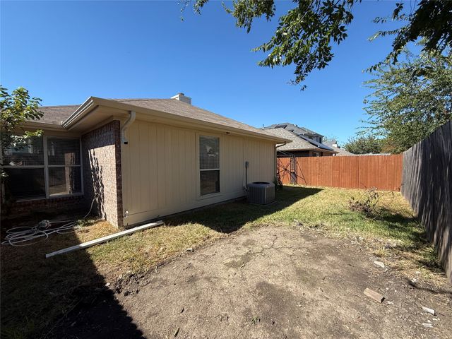 5210 Welbeck Court, Garland, TX 75043
