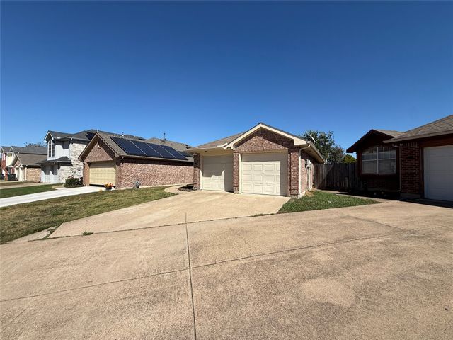 5210 Welbeck Court, Garland, TX 75043