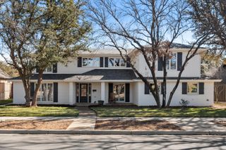 9609 Vicksburg Avenue, Lubbock, TX 79424