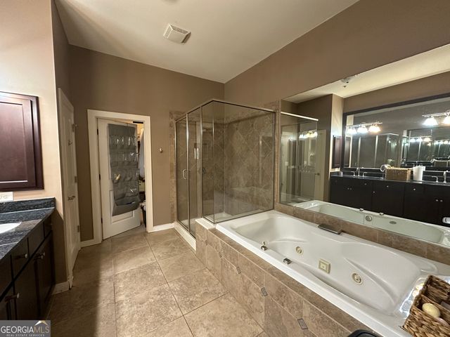 6166 Holly Park Lane SE 160, Mableton, GA 30126