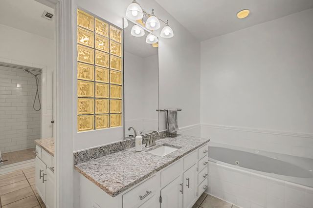 2557 Noble Drive, Tallahassee, FL 32308