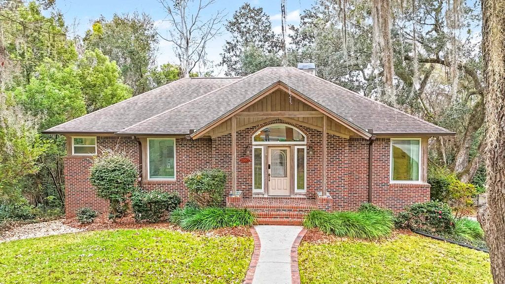 2557 Noble Drive, Tallahassee, FL 32308