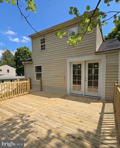 588 BLANDON RD, Fleetwood, PA 19522