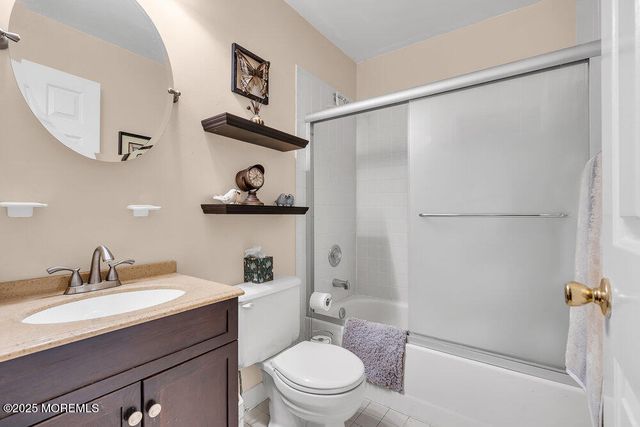 5 Cherrywood Circle 105, Brick, NJ 08724