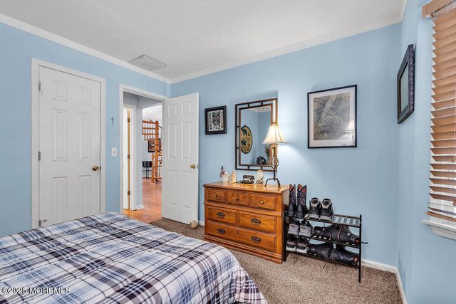 5 Cherrywood Circle 105, Brick, NJ 08724