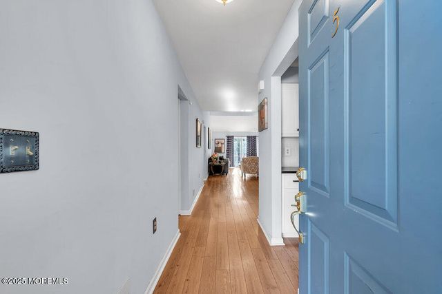 5 Cherrywood Circle 105, Brick, NJ 08724