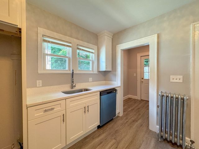 185 Leyfred Ter, Springfield, MA 01108