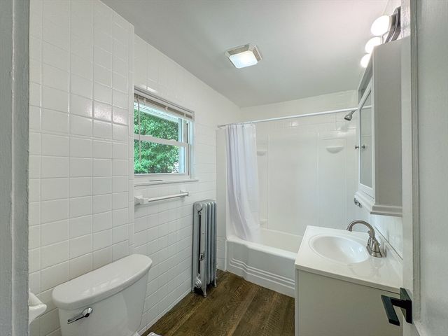 185 Leyfred Ter, Springfield, MA 01108