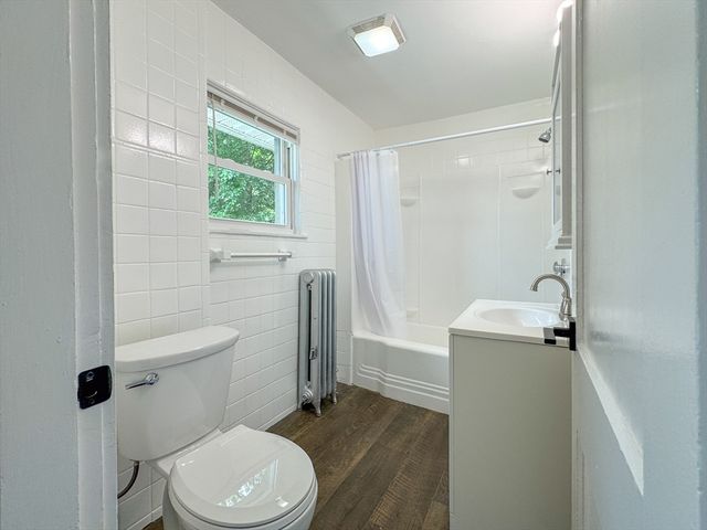 185 Leyfred Ter, Springfield, MA 01108