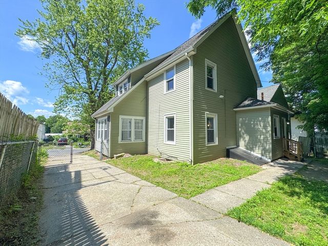 185 Leyfred Ter, Springfield, MA 01108