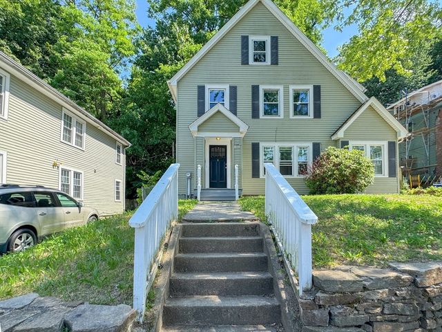 185 Leyfred Ter, Springfield, MA 01108
