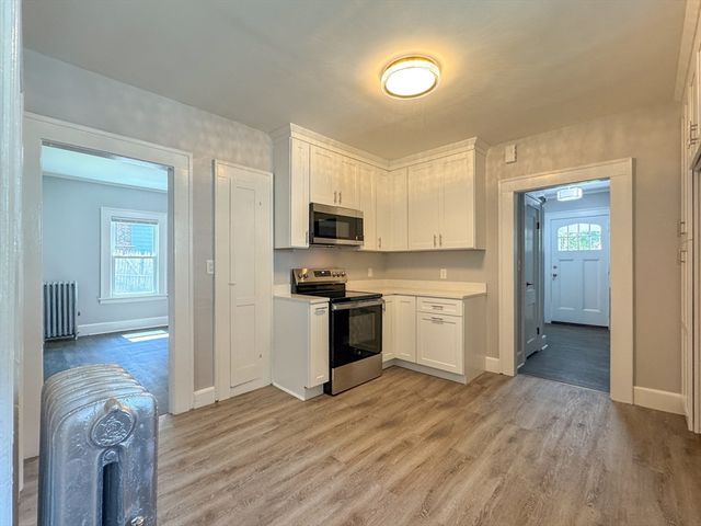 185 Leyfred Ter, Springfield, MA 01108