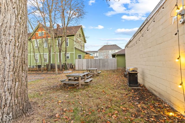 339 W 11th Street, Anderson, IN 46016