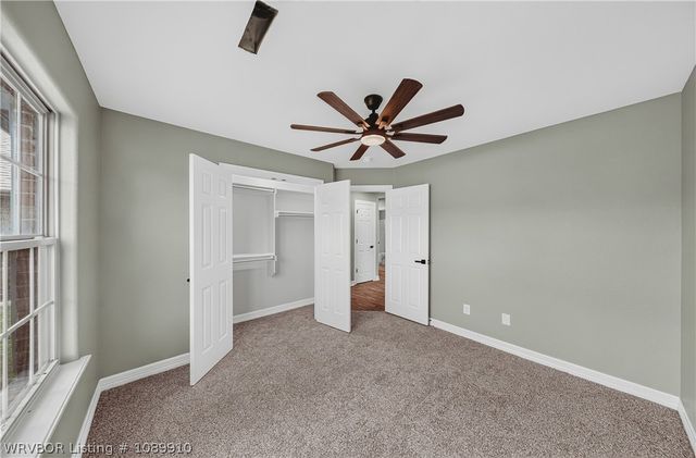 6010 Overland Drive, Siloam Springs, AR 72761