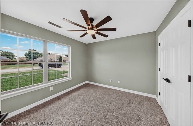 6010 Overland Drive, Siloam Springs, AR 72761