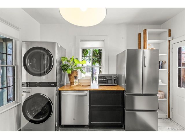 3415 Arapahoe St, Denver, CO 80205