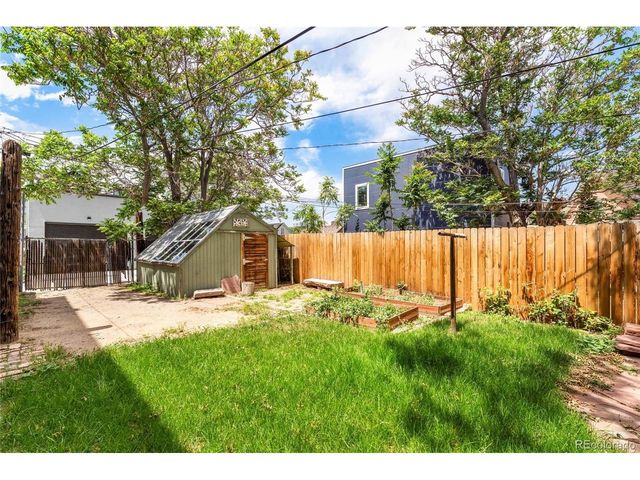 3415 Arapahoe St, Denver, CO 80205