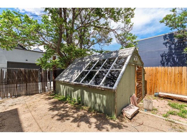 3415 Arapahoe St, Denver, CO 80205