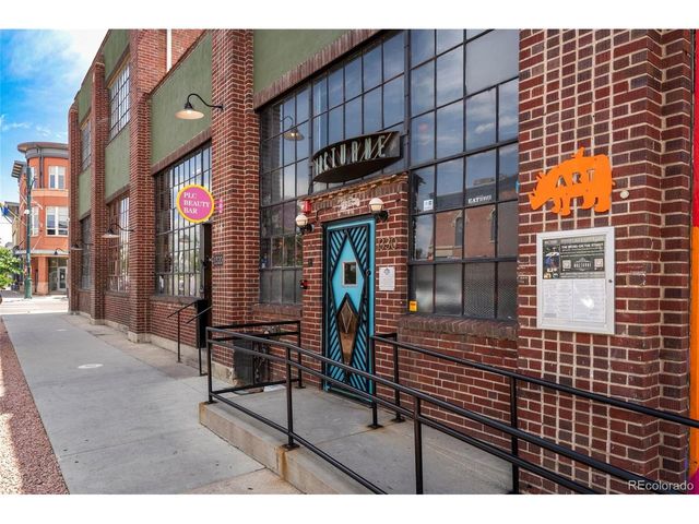 3415 Arapahoe St, Denver, CO 80205