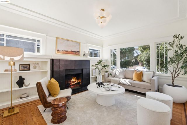 5150 Coronado, Oakland, CA 94618