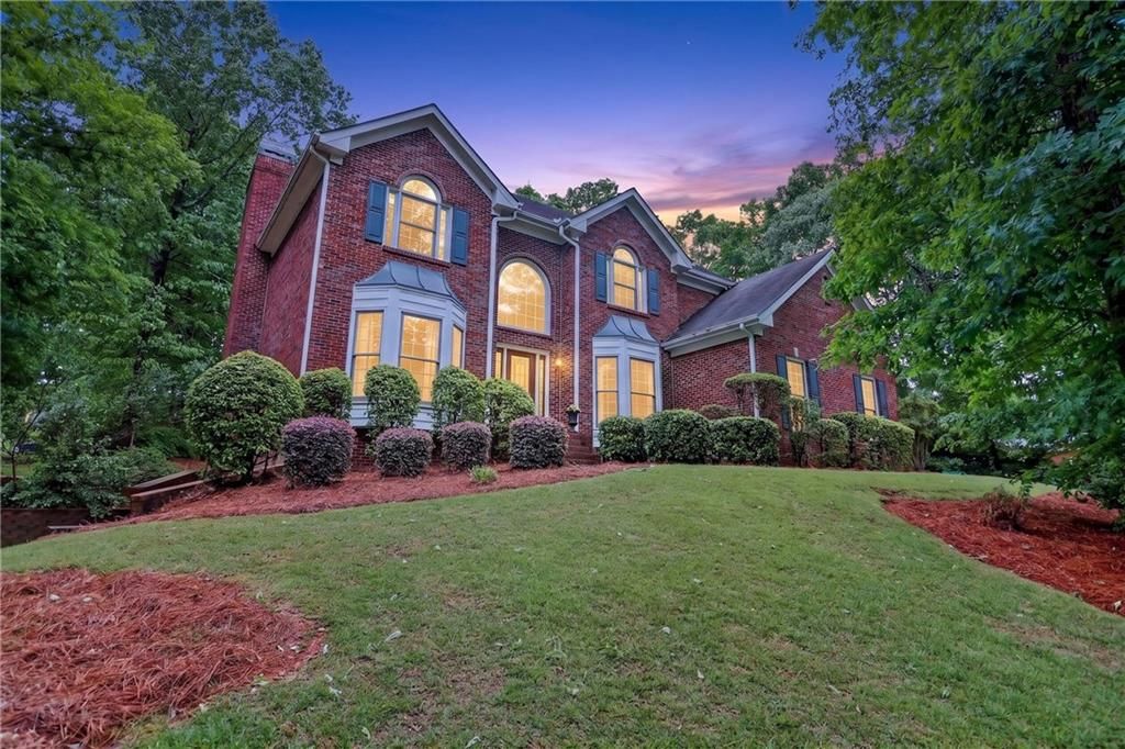Image 1 of property listing at 1290 Oxford Drive SE, Conyers, GA 30013